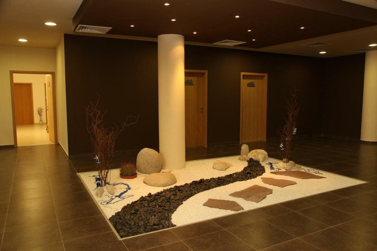 Aspen Golf Studio Apartment D208 Ράζλογκ Εξωτερικό φωτογραφία